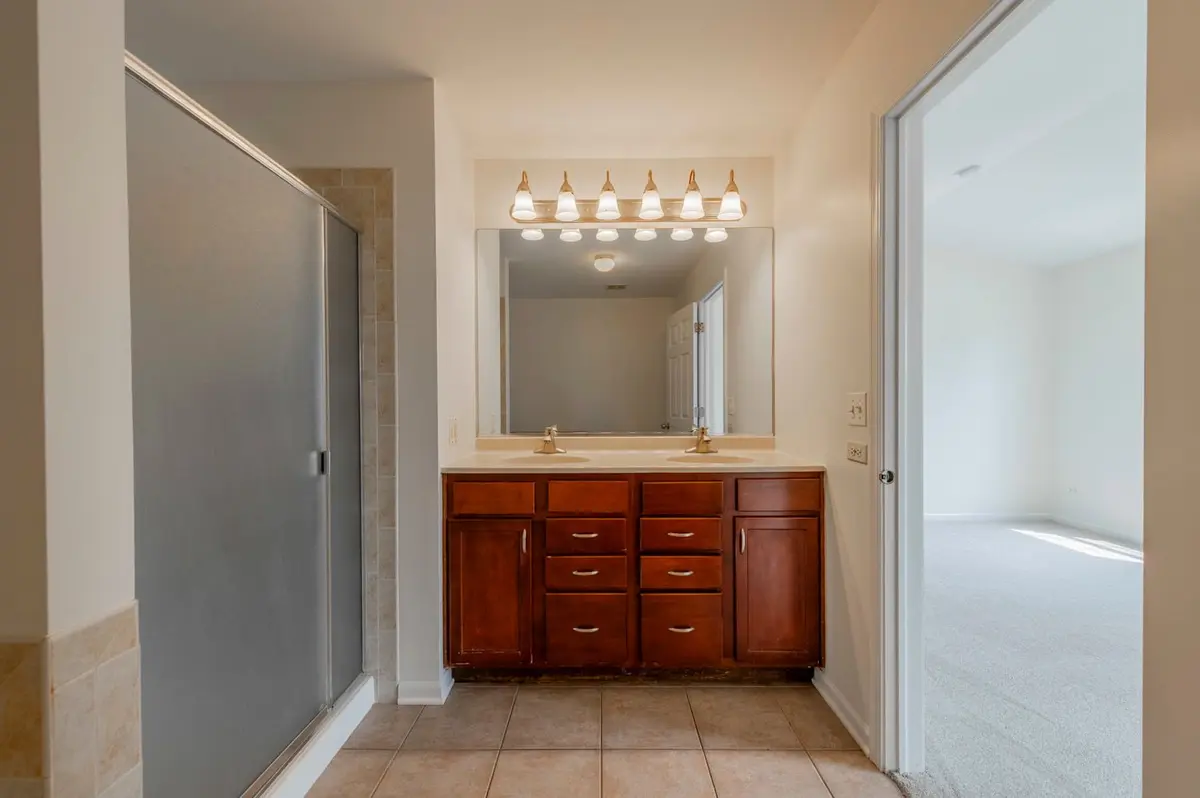 1226 Bradley Circle
