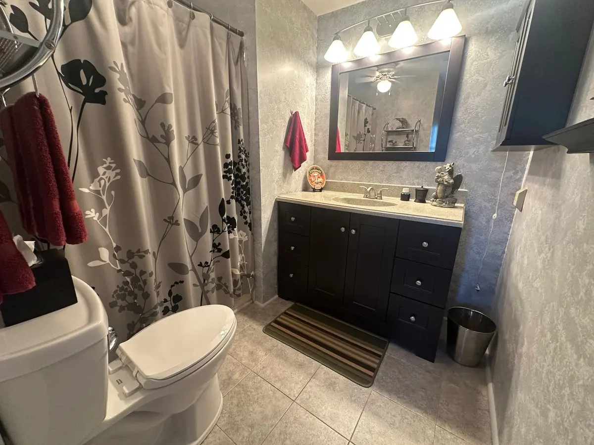 3421 W 117th Street