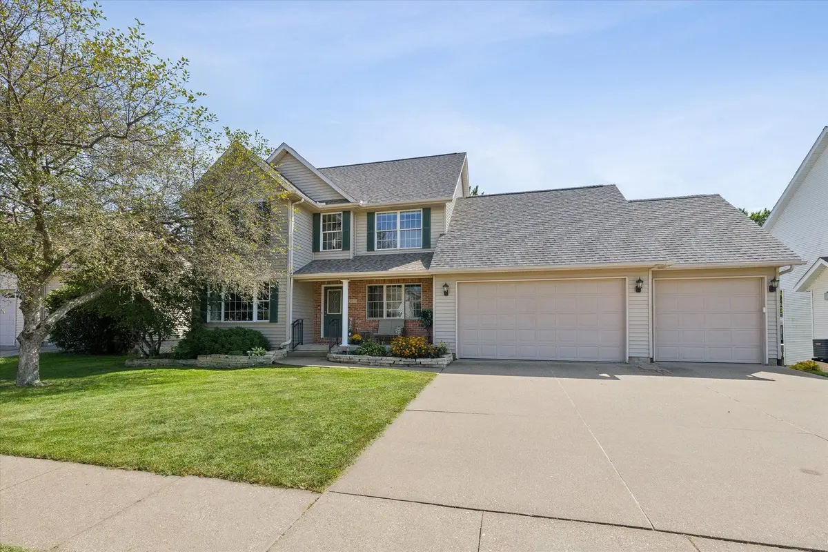 211 E Dolan Drive