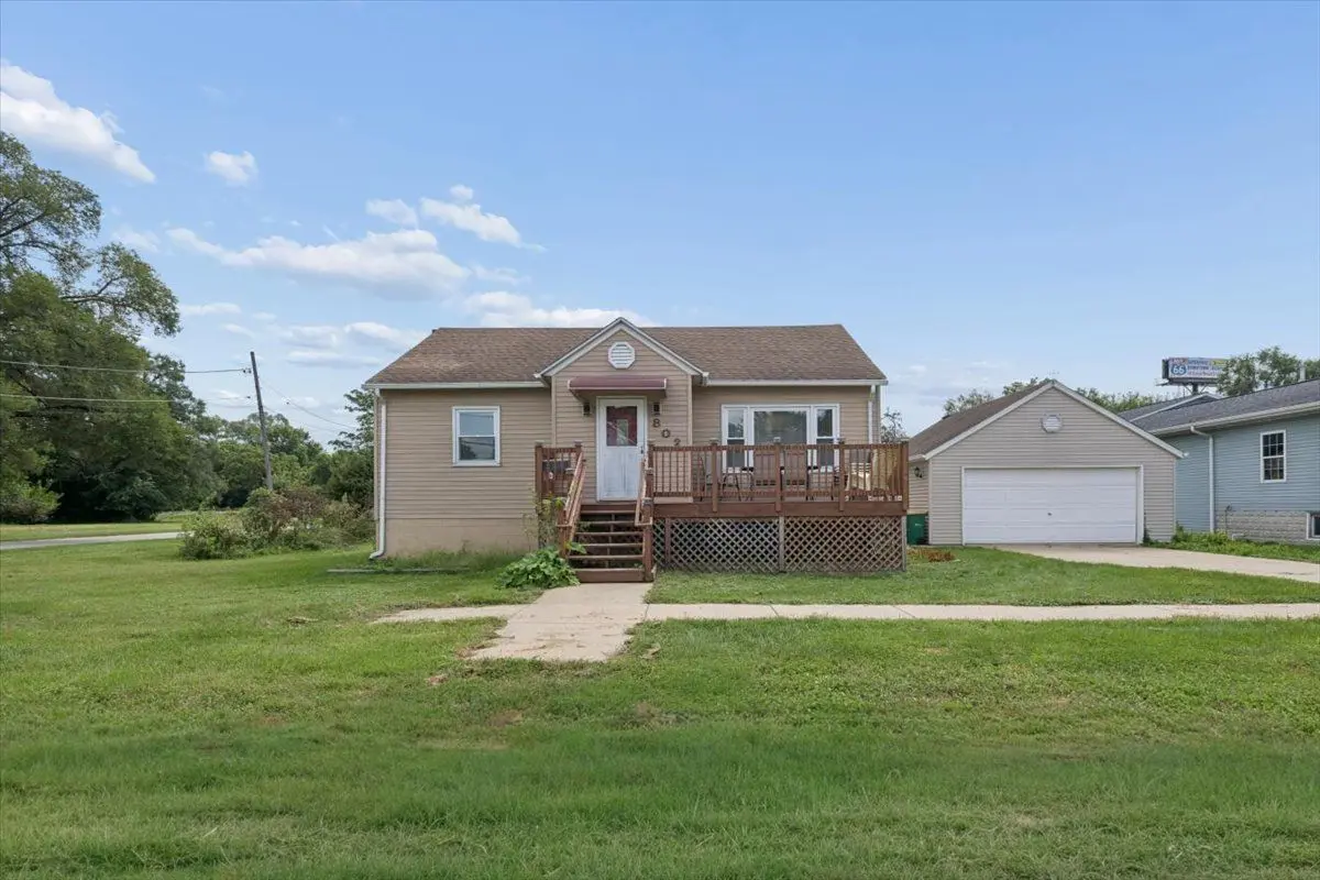 802 Vine Street