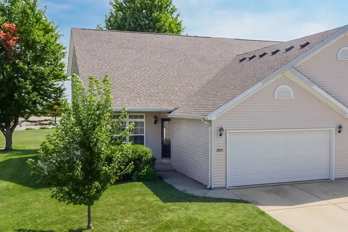 2975 Benson Lane
