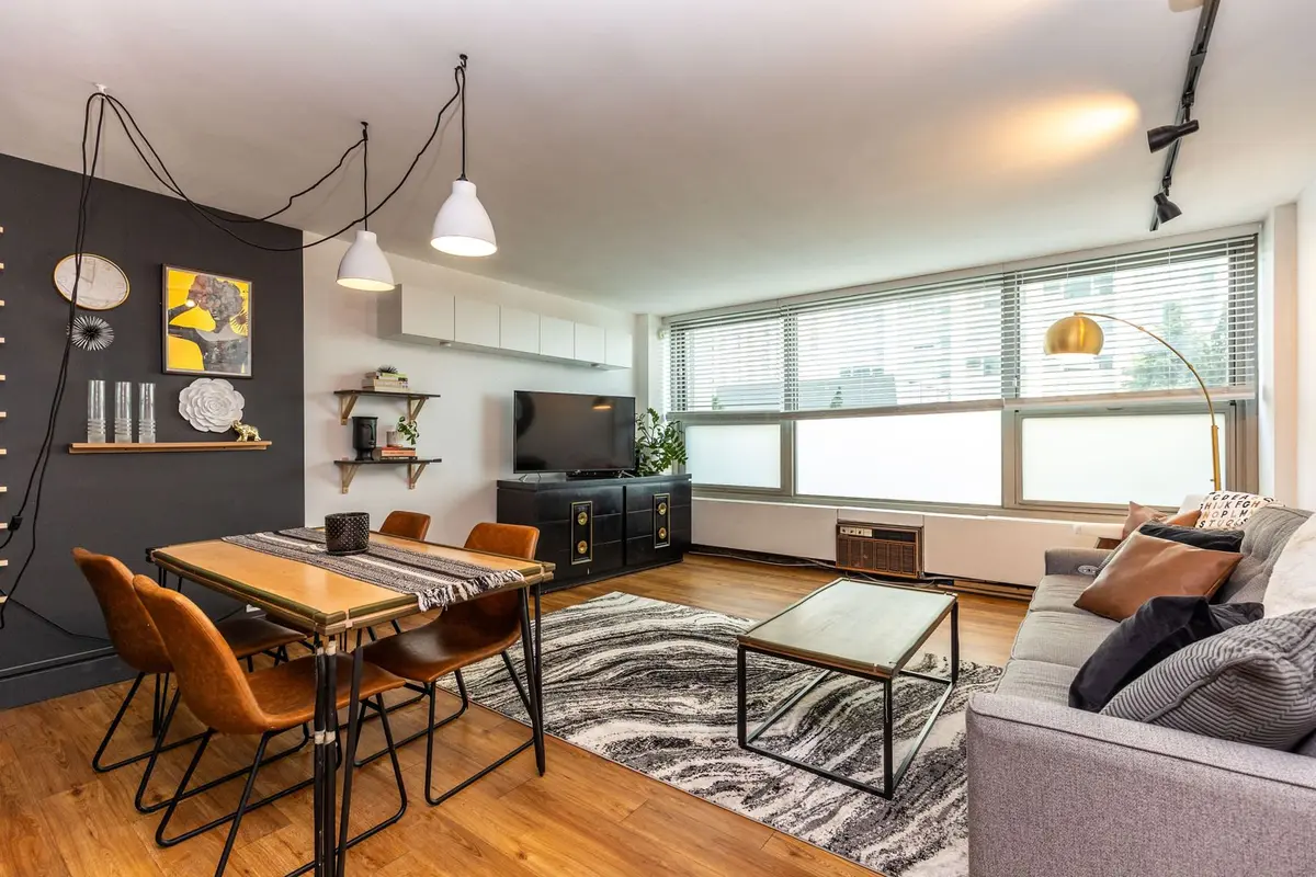 3600 N Lake Shore Drive