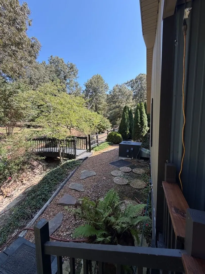 48 Jakes Lane
