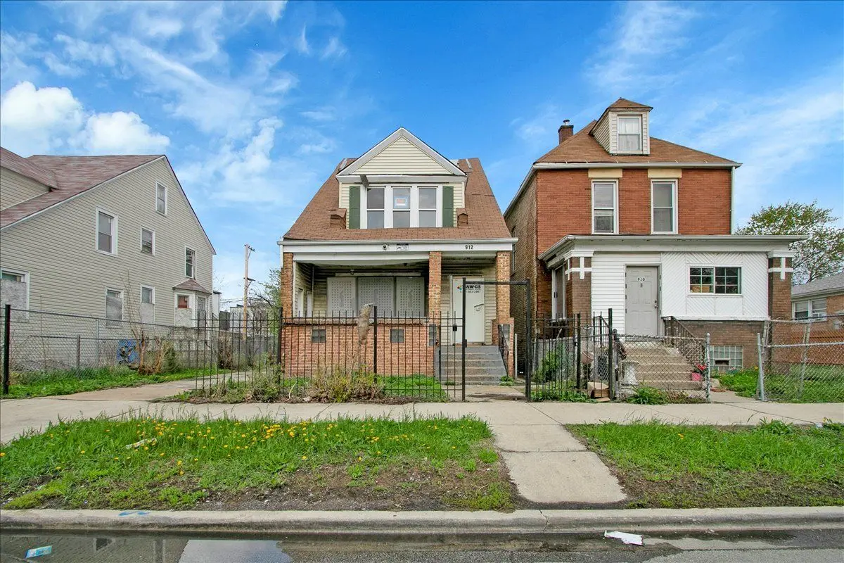 912 W 87th Street