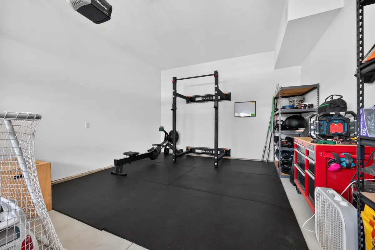 1 Bucktown Court
