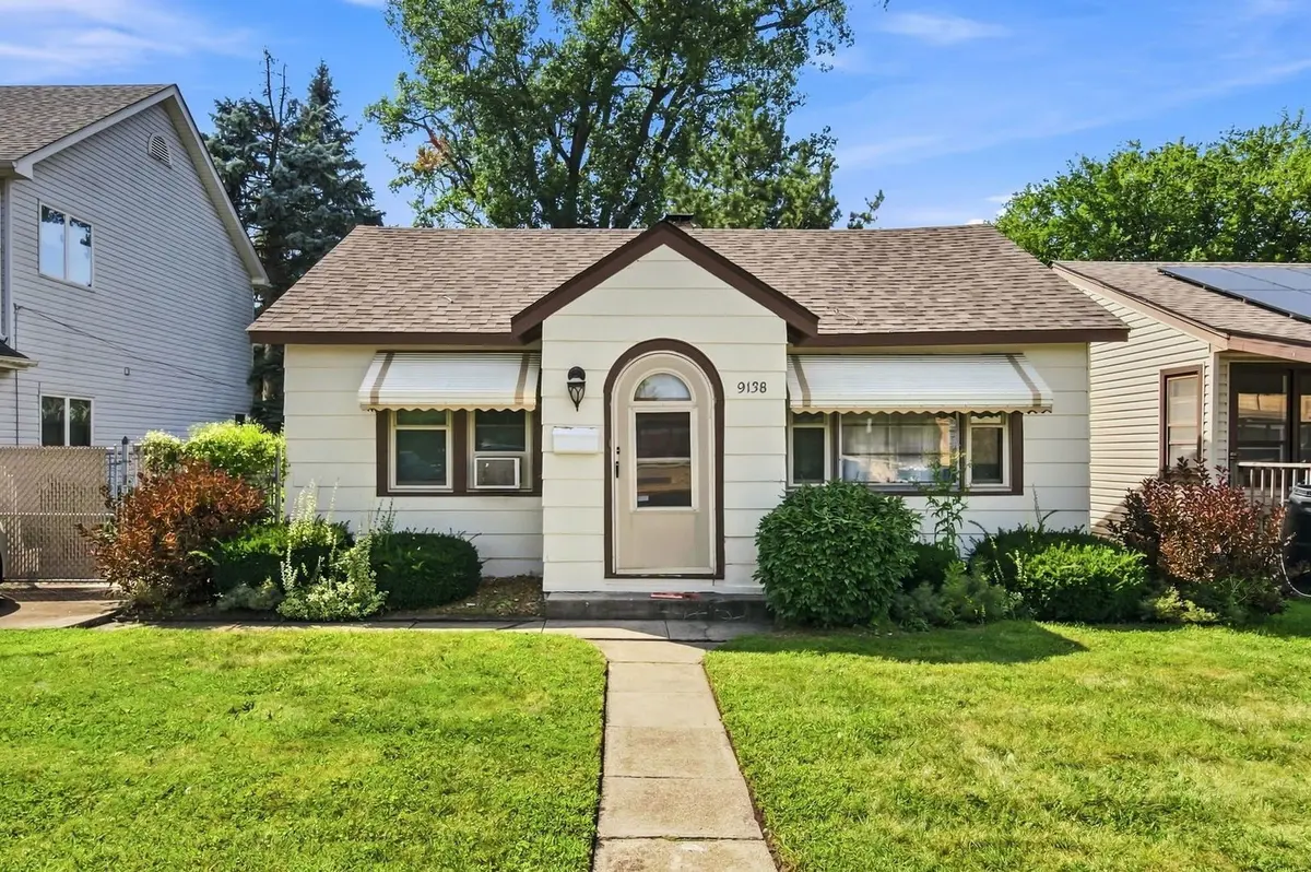 9138 S 52nd Court