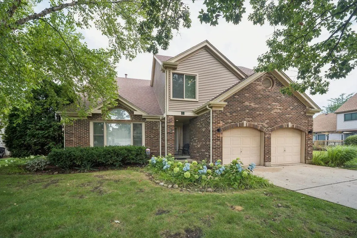44 CHESTNUT Terrace