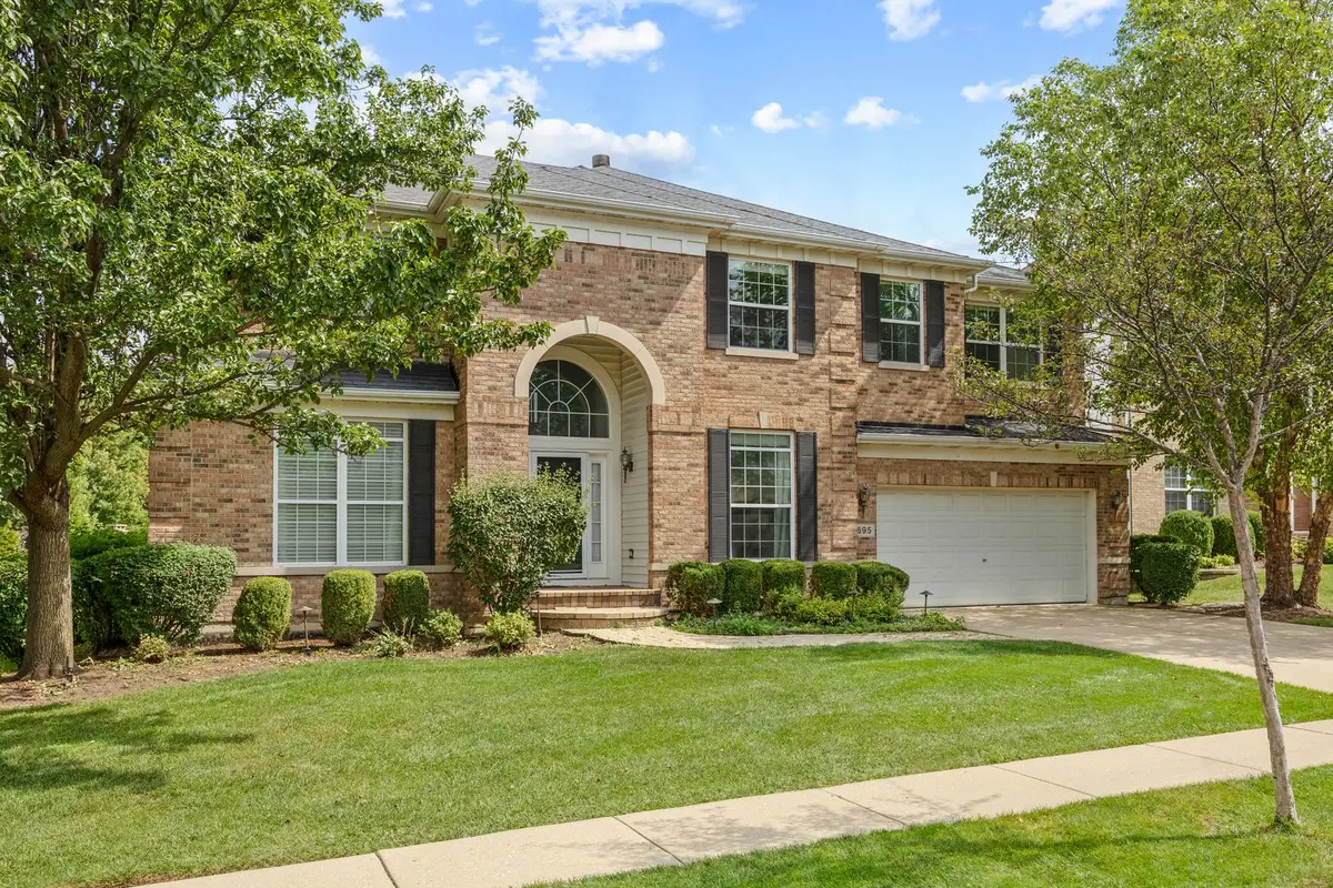 695 Easton Lane