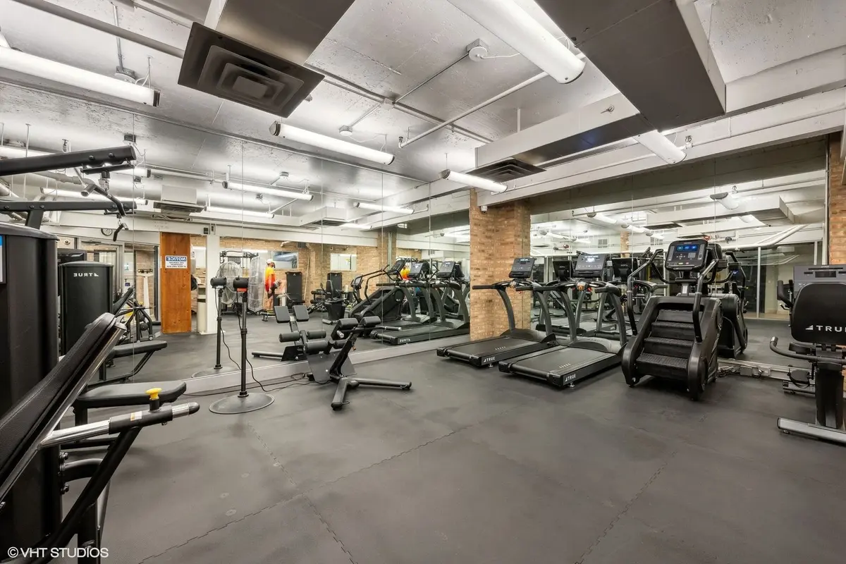 540 N LAKE SHORE Drive
