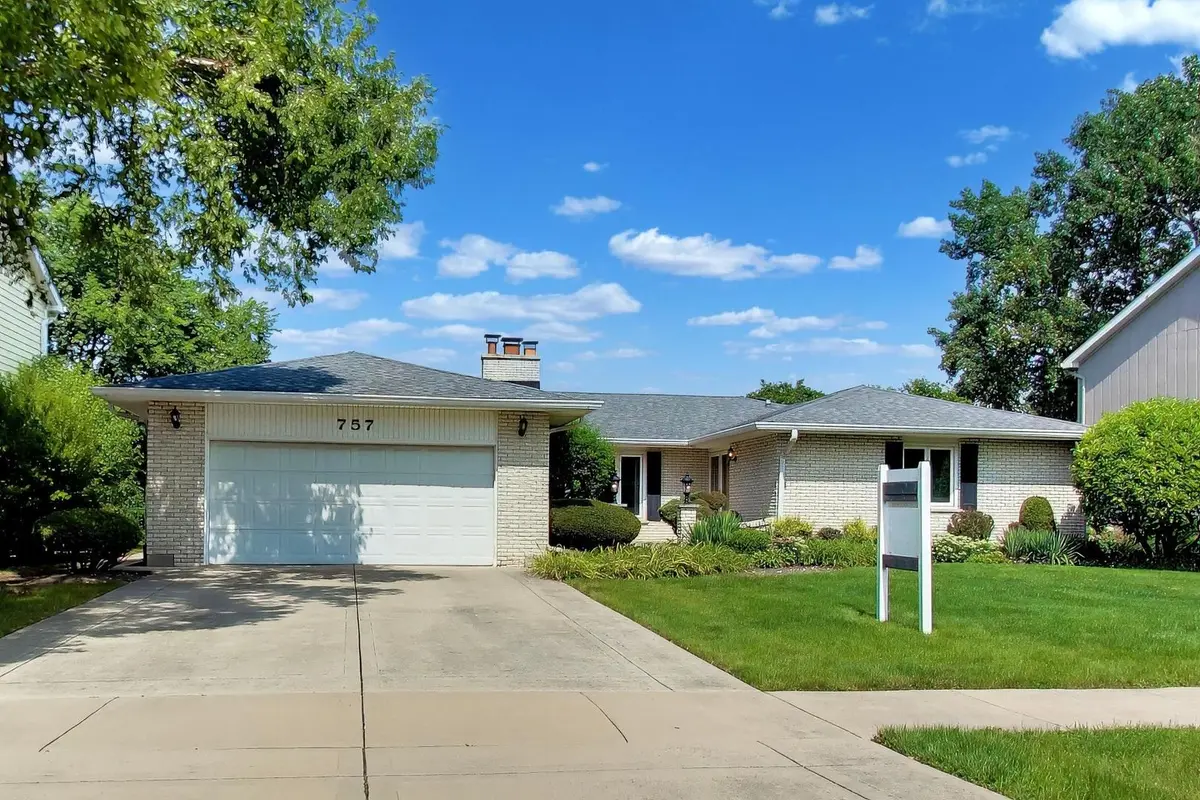 757 Oakwood Drive