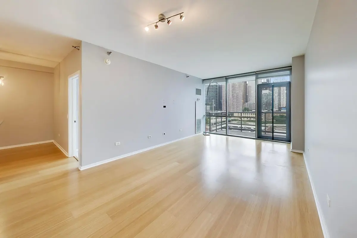 125 S Green Street