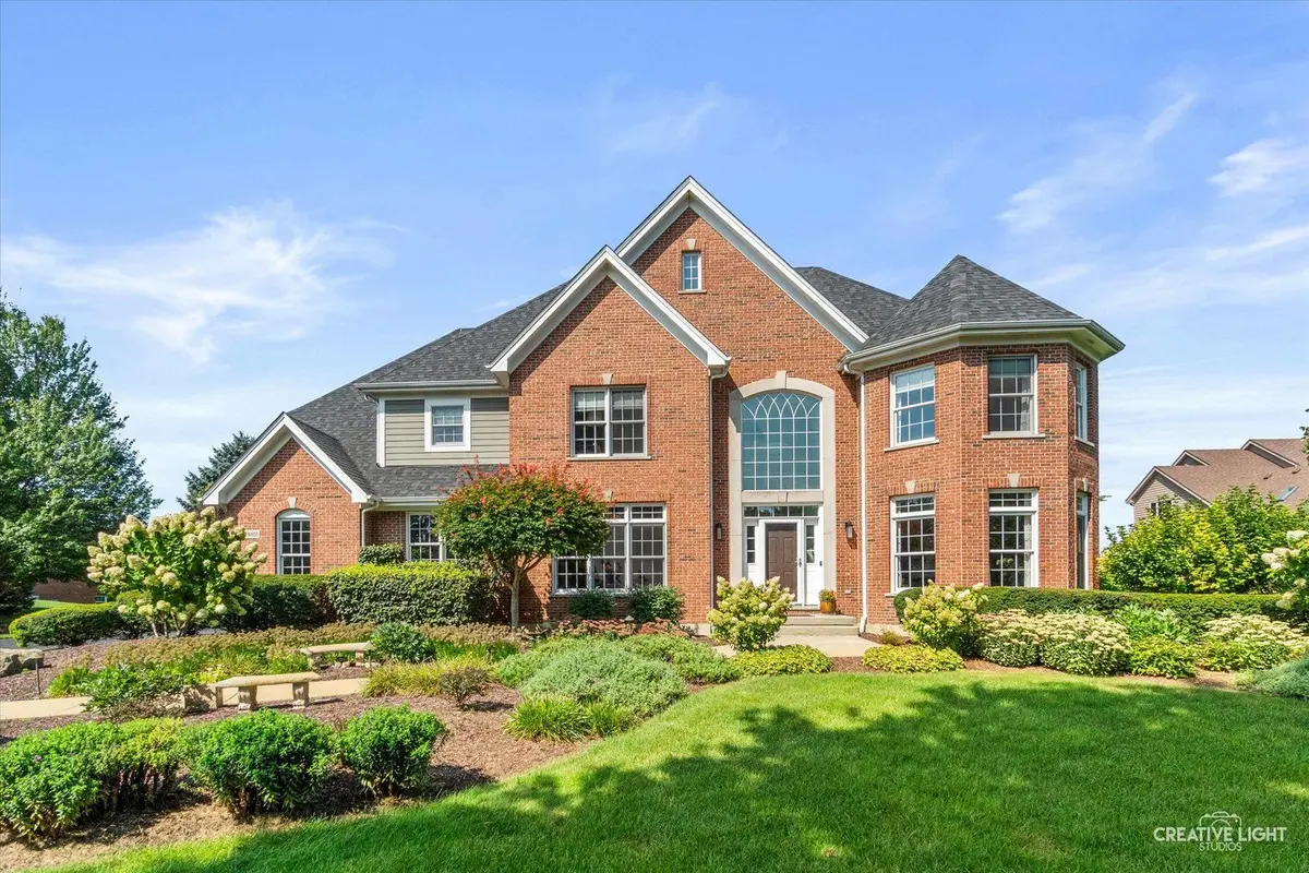 11N600 Hunter Trail