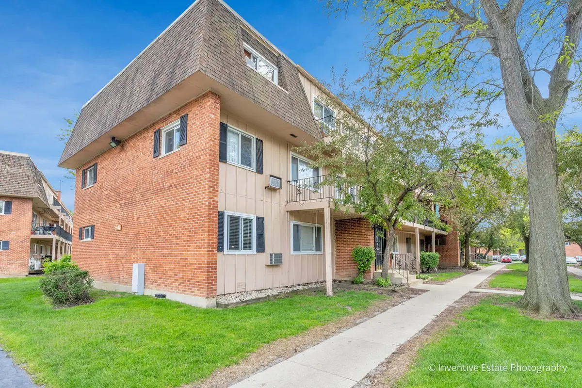 2506 Algonquin Road