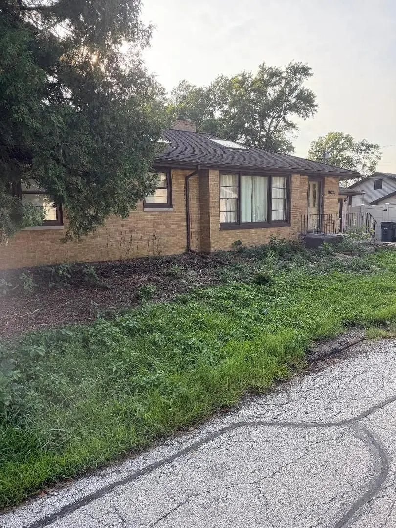 19536 DIVISION Street
