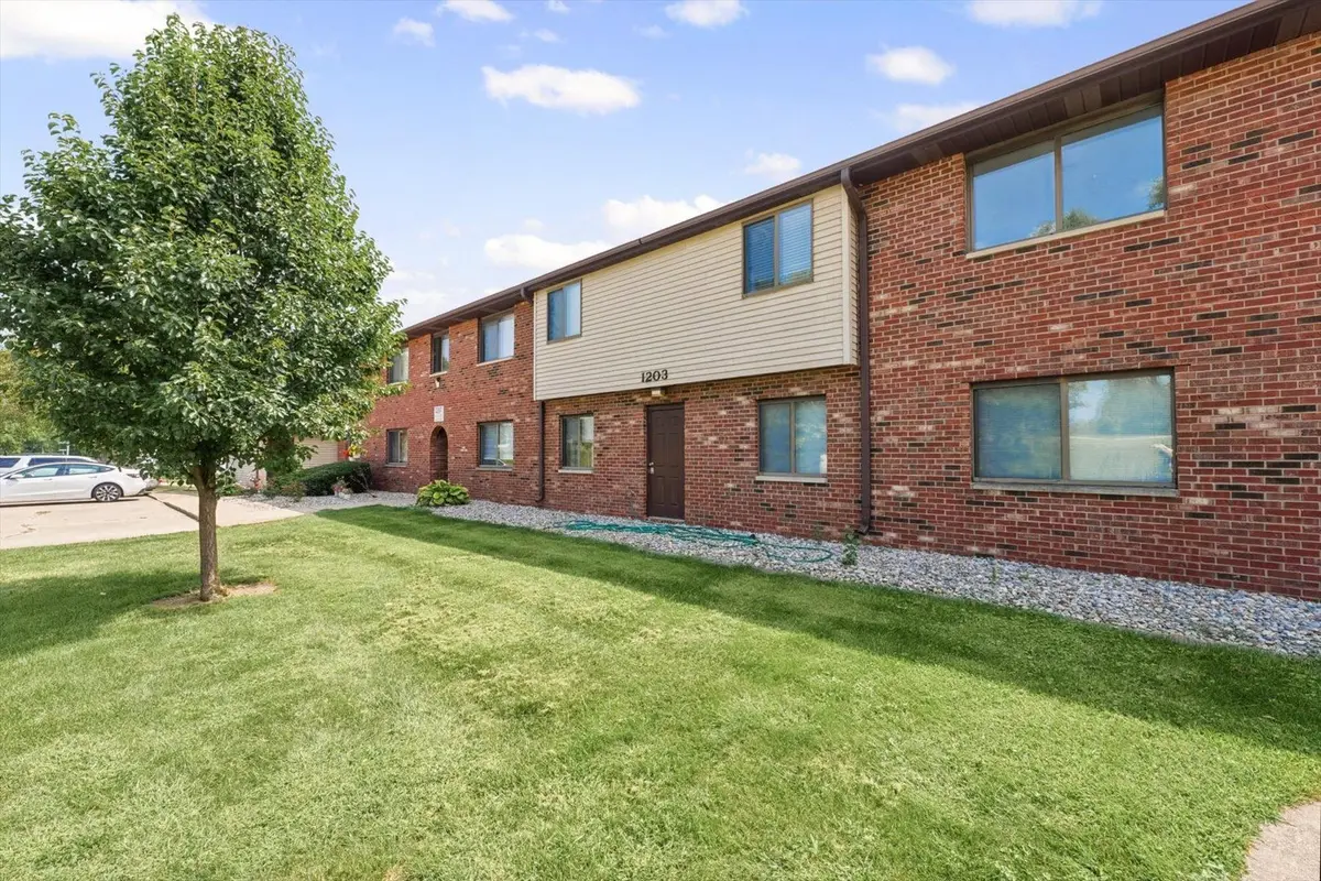 1203 Clifford Drive