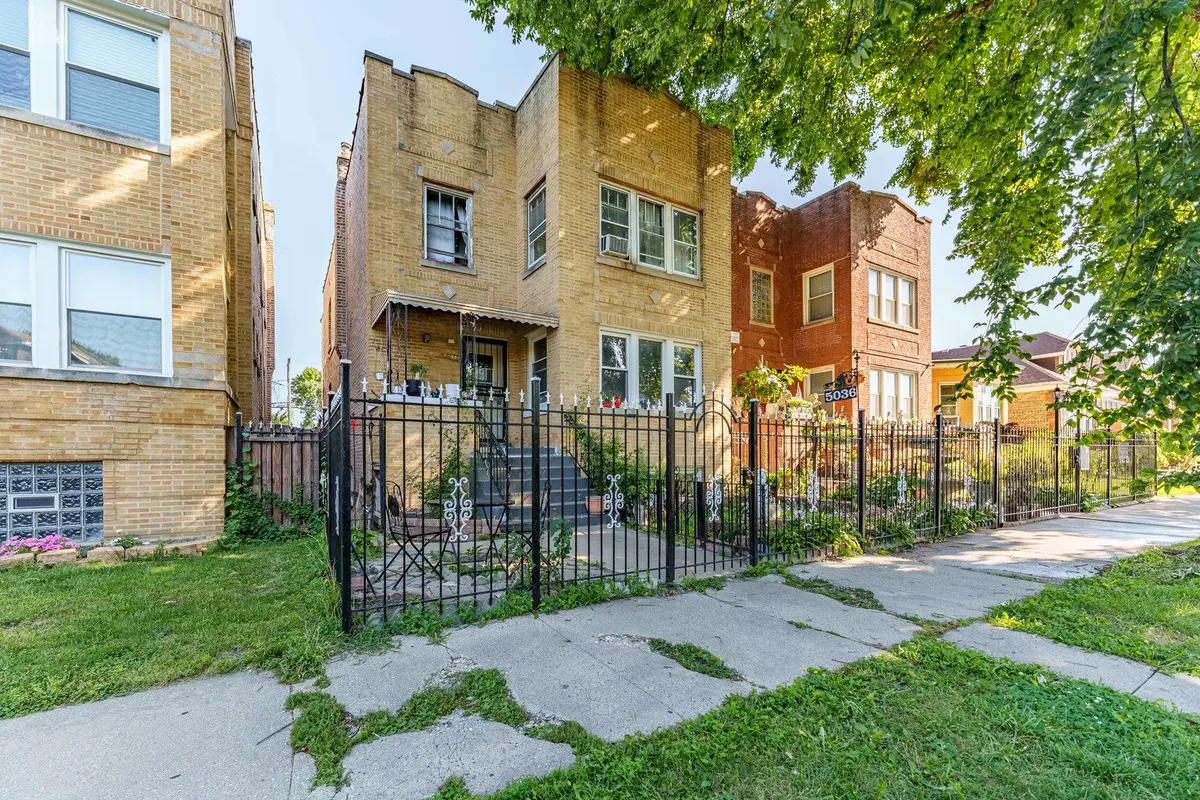 5036 W Wrightwood Avenue