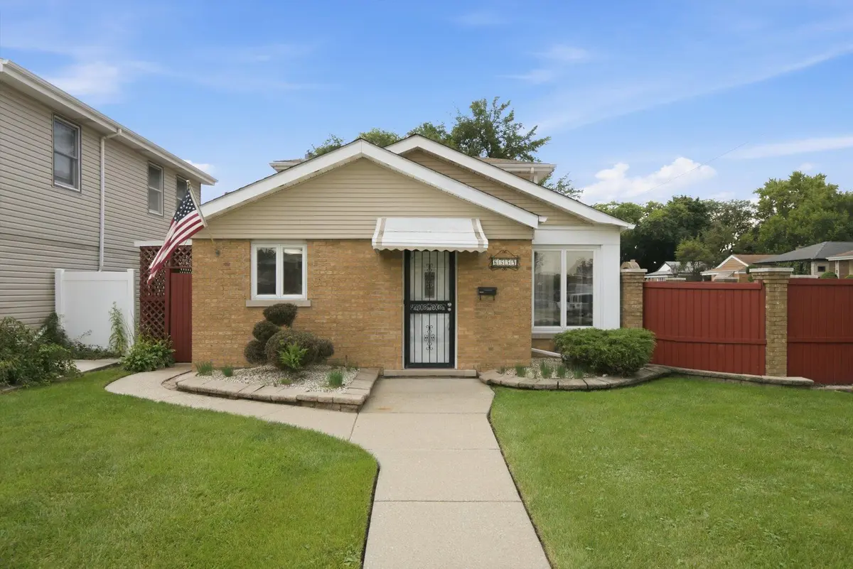 6559 W 60th Place
