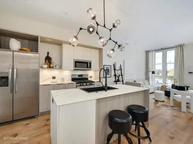 11 W Prospect Avenue