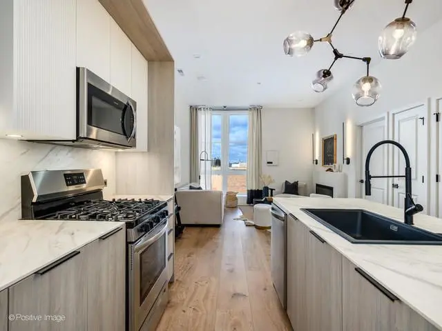 11 W Prospect Avenue