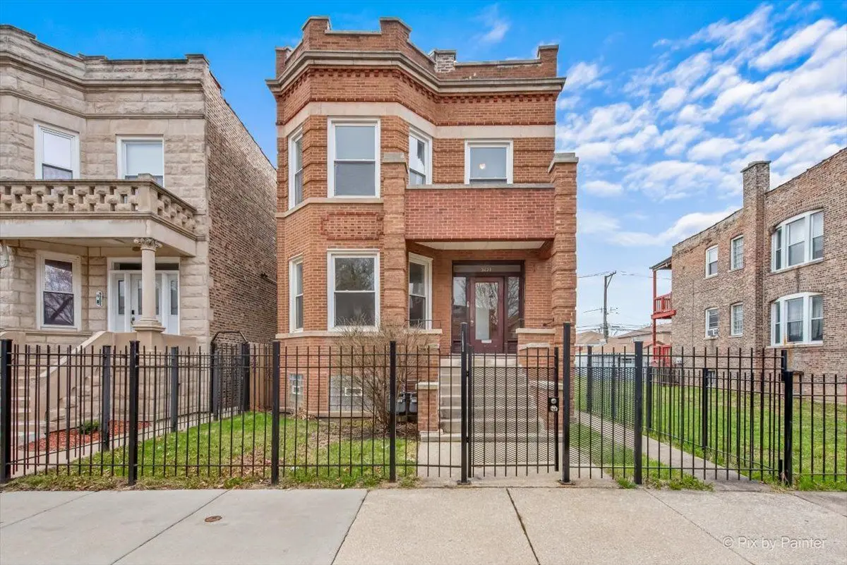 5233 W Quincy Street