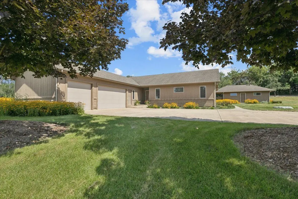 27175 N Gilmer Road