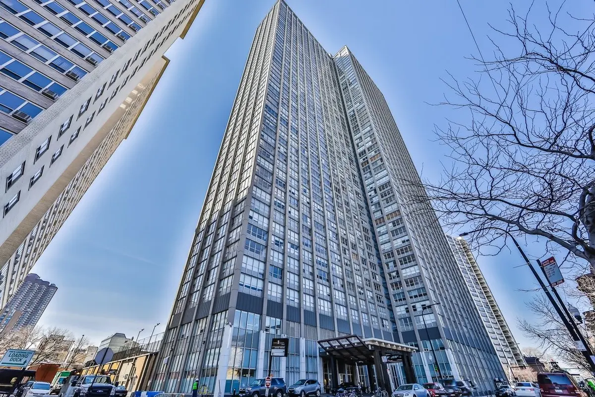 655 W Irving Park Road