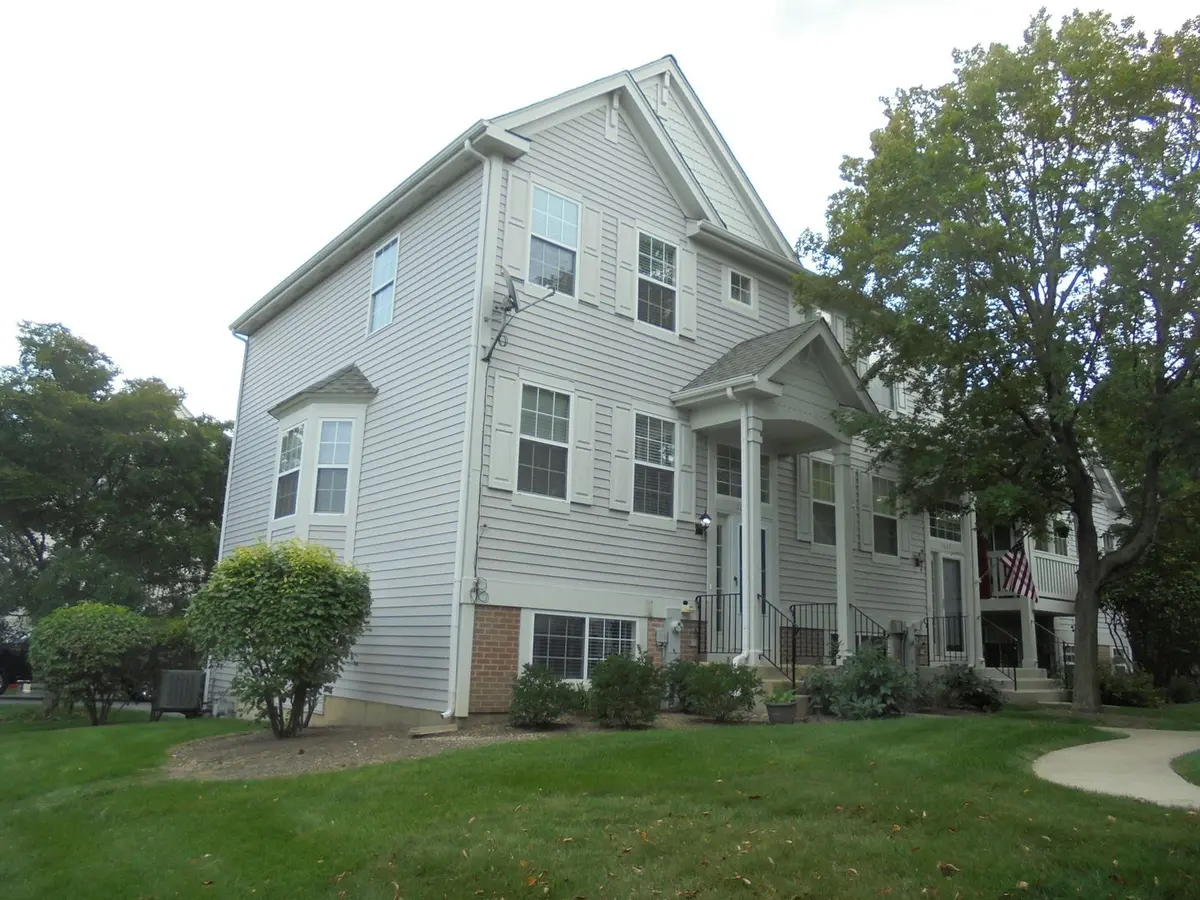 1065 Manchester Circle