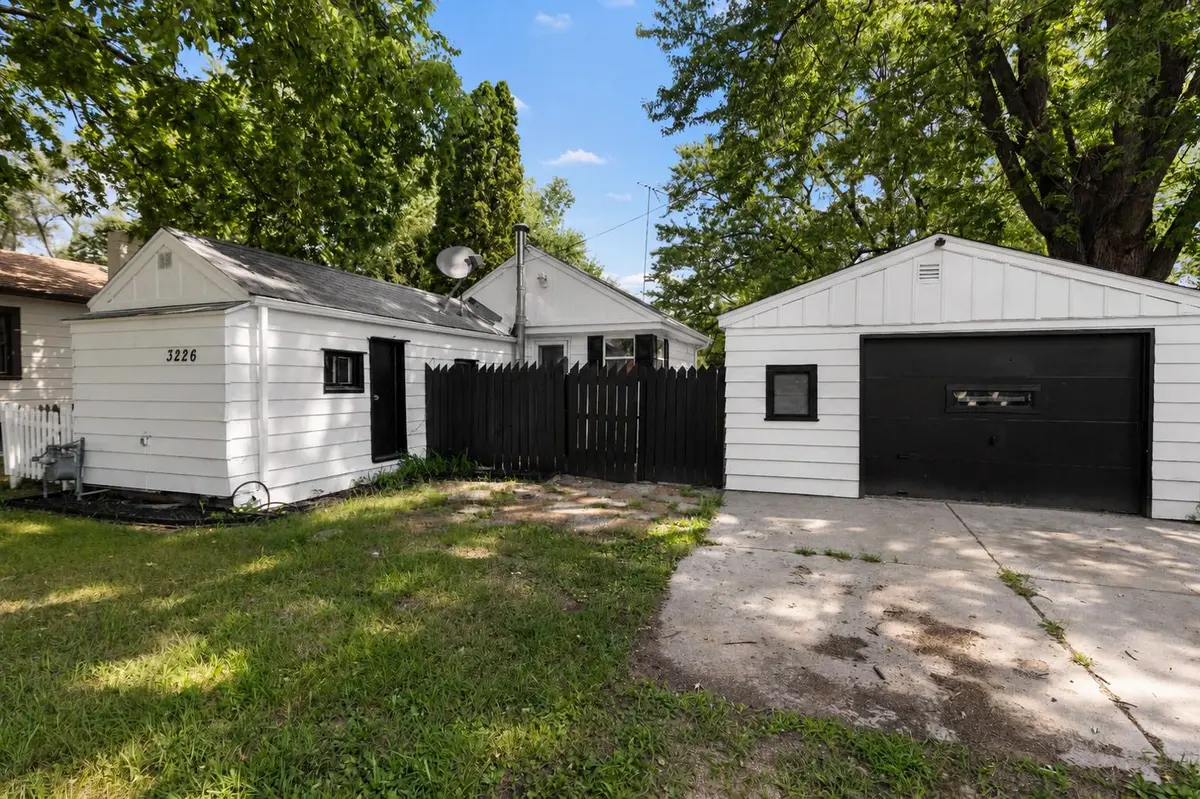 3226 8th Street