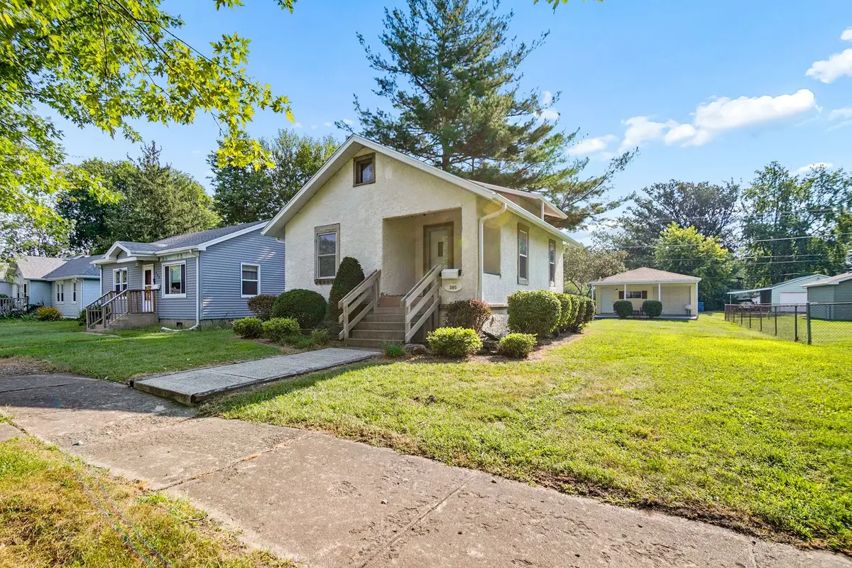 360 S Grand Avenue