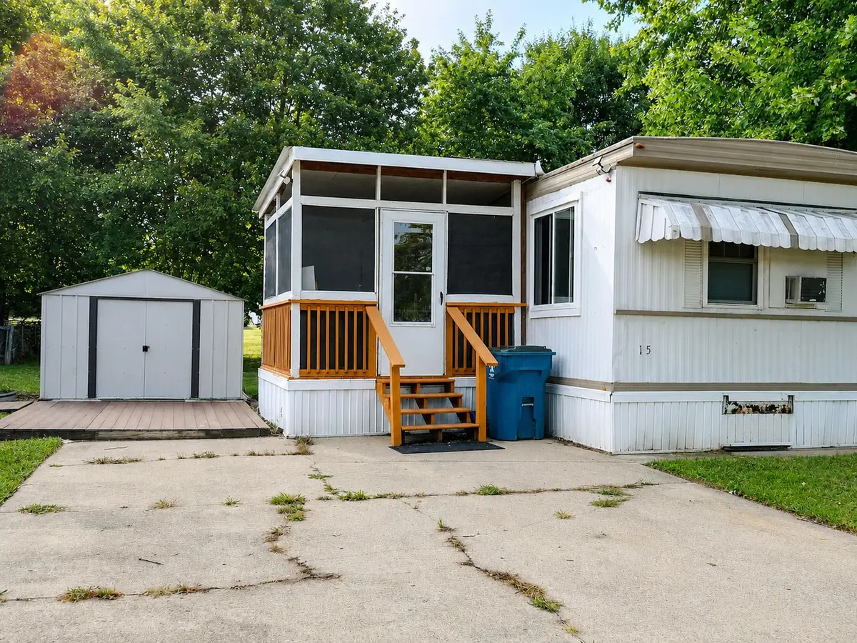 15 Cornflower Ln