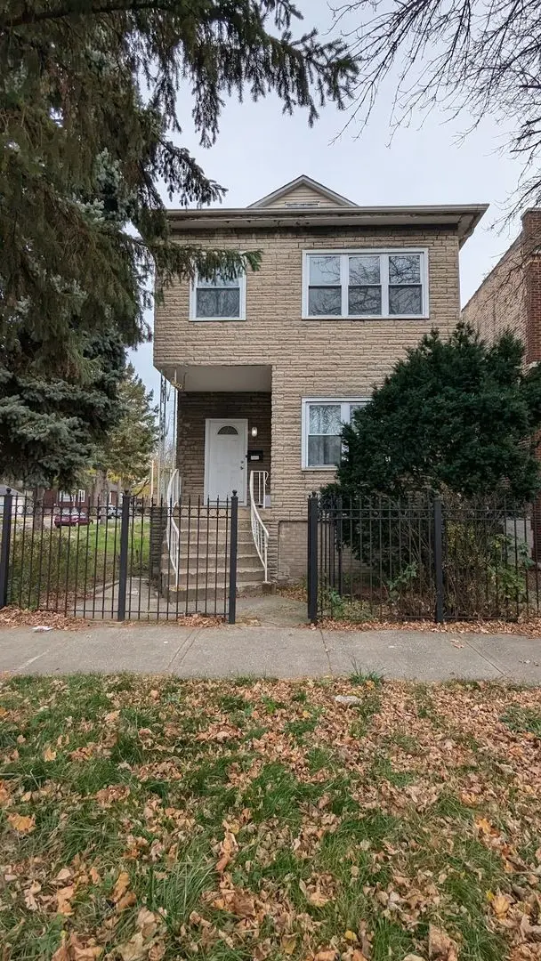 8503 S Burnham Avenue