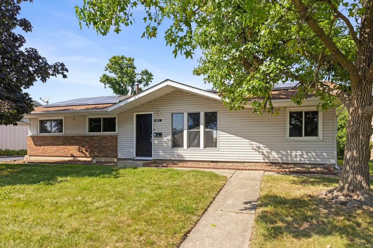 52 Beacon Avenue