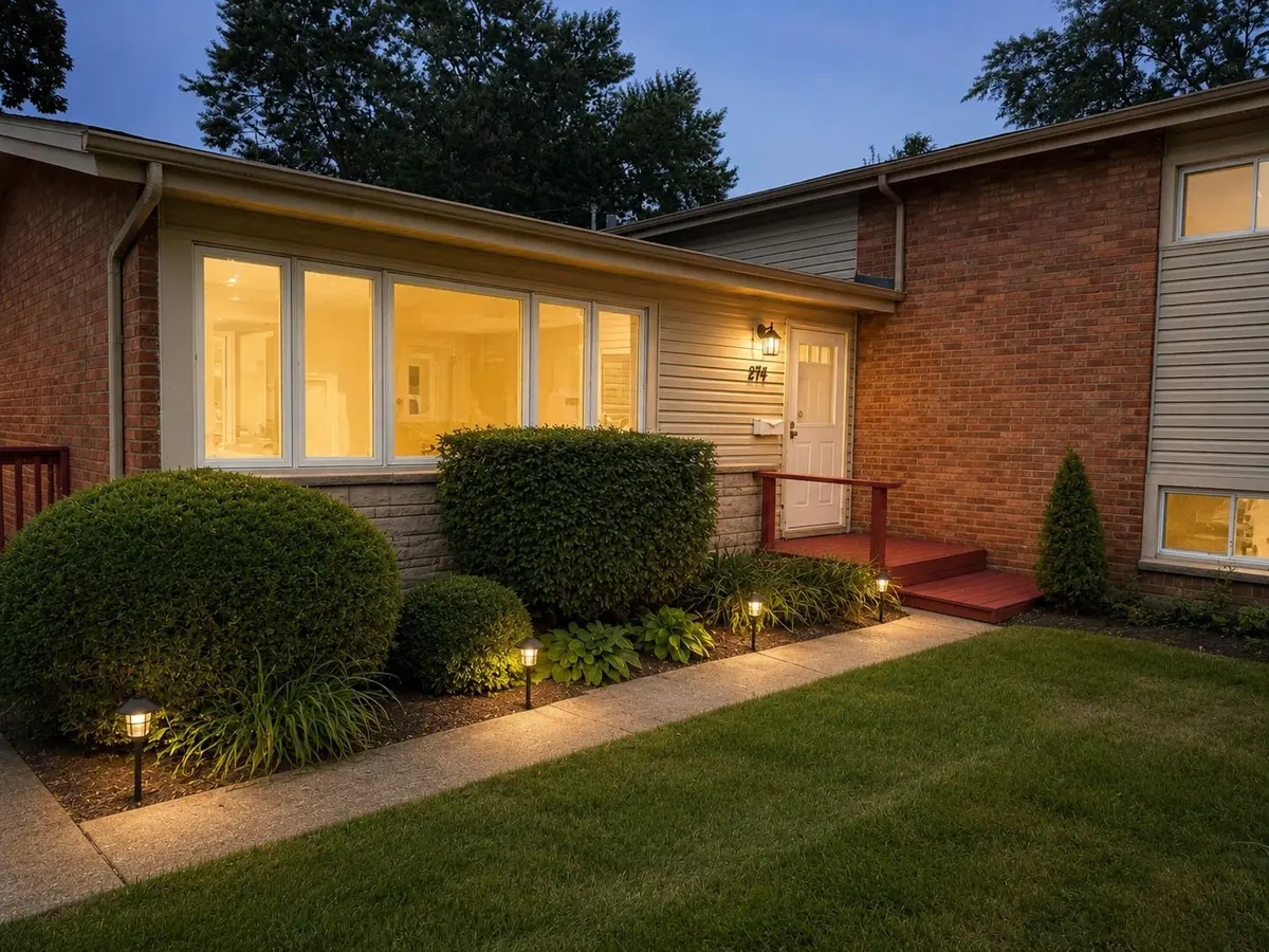 274 W Pleasant Hill Boulevard