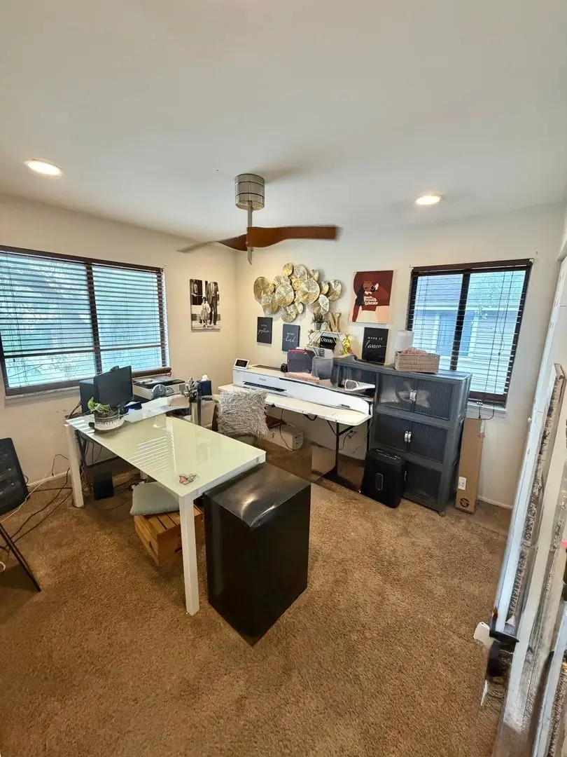 18559 Meadow Lane