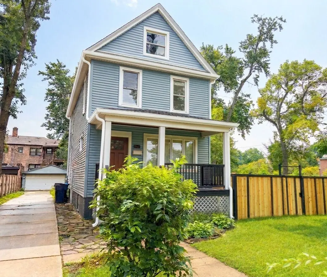 1837 W 104th Street