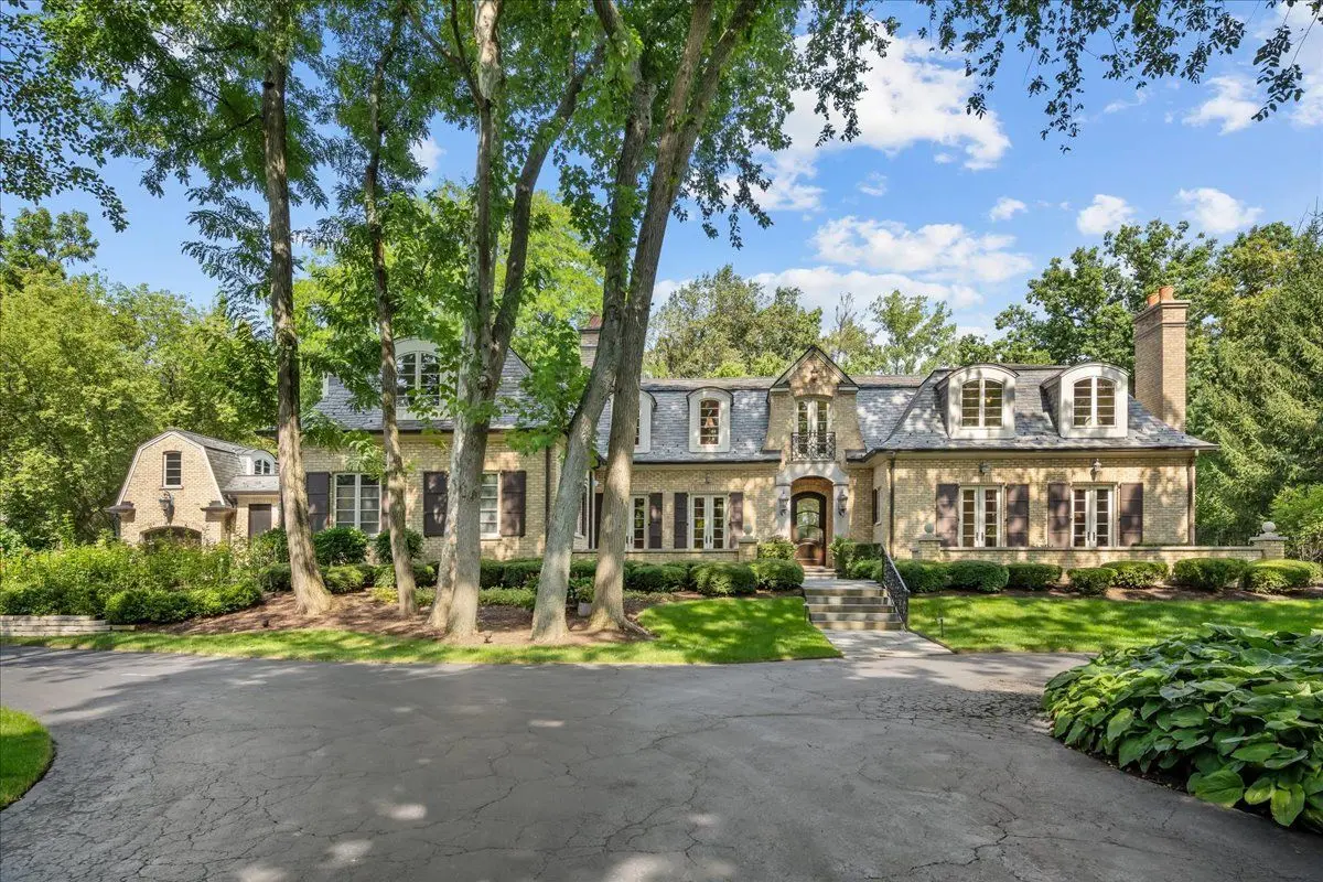 586 Spruce Avenue