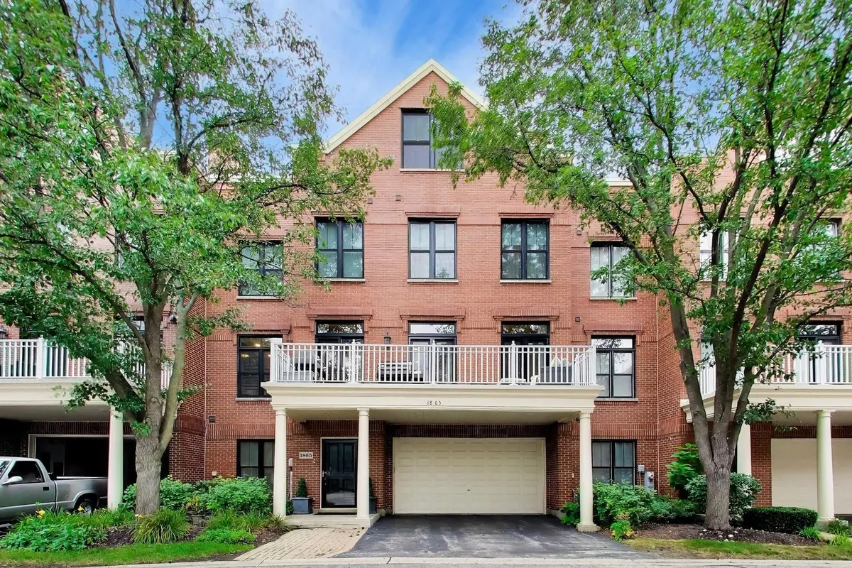 1865 Admiral Court