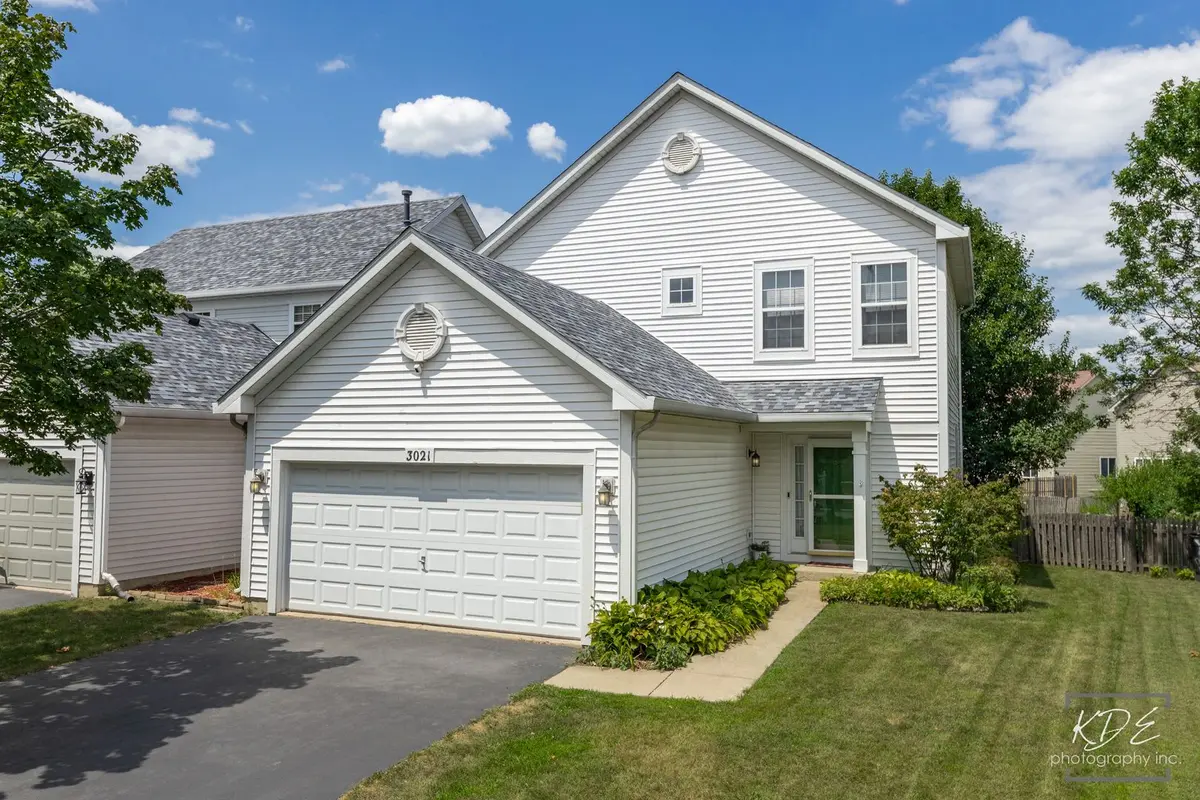 3021 Roxbury Court