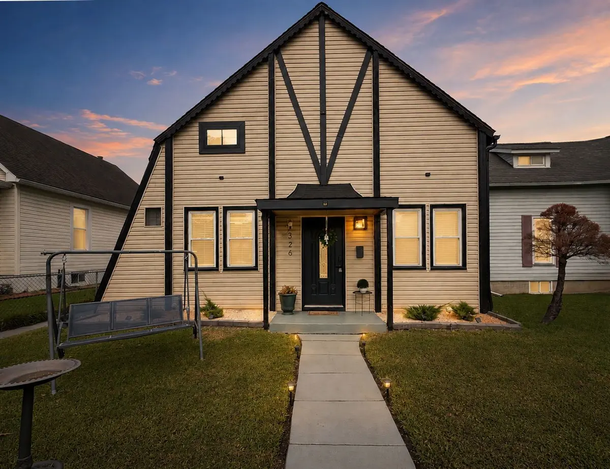 326 South Sycamore