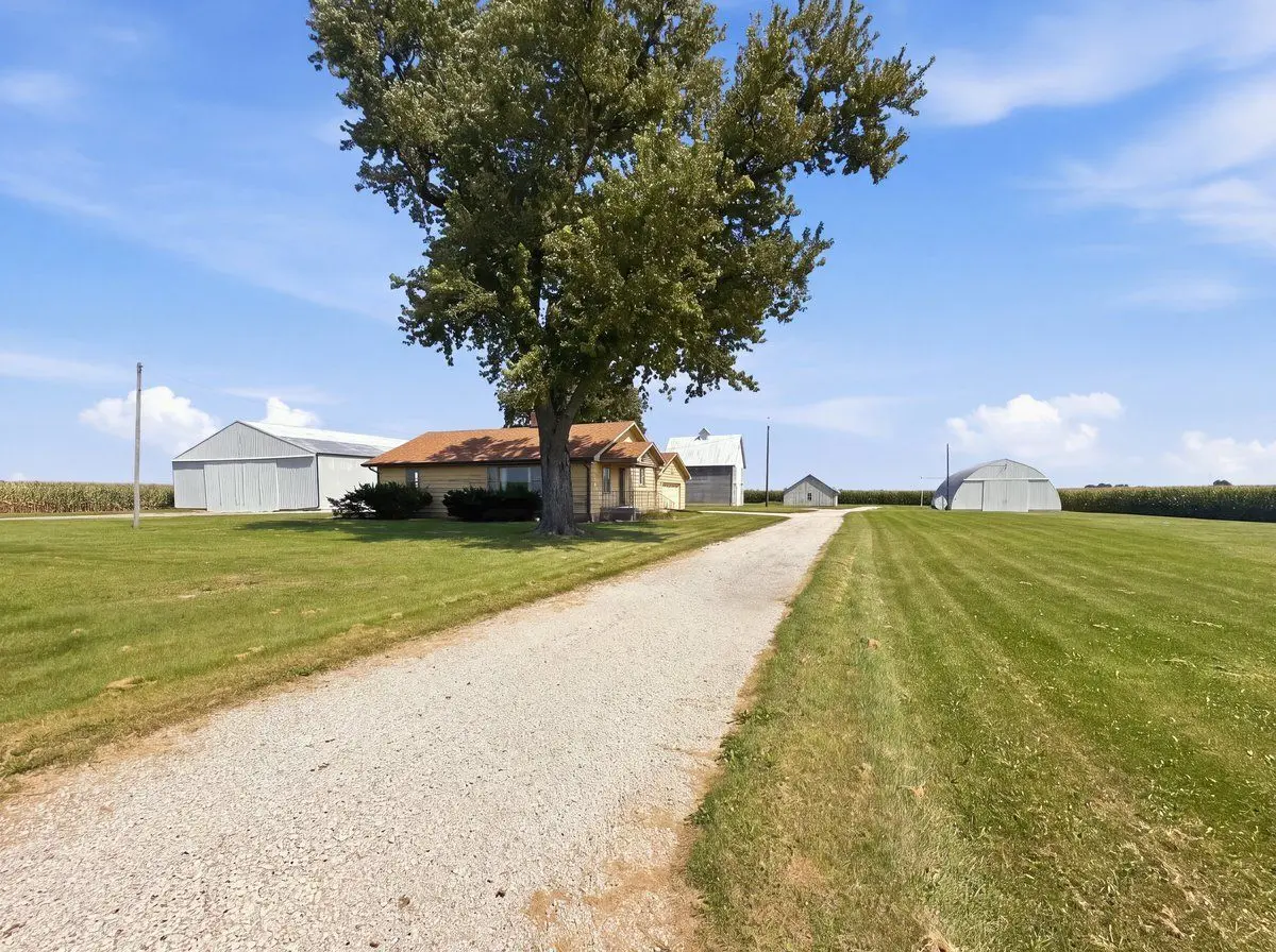 2032 County Road 2400 E