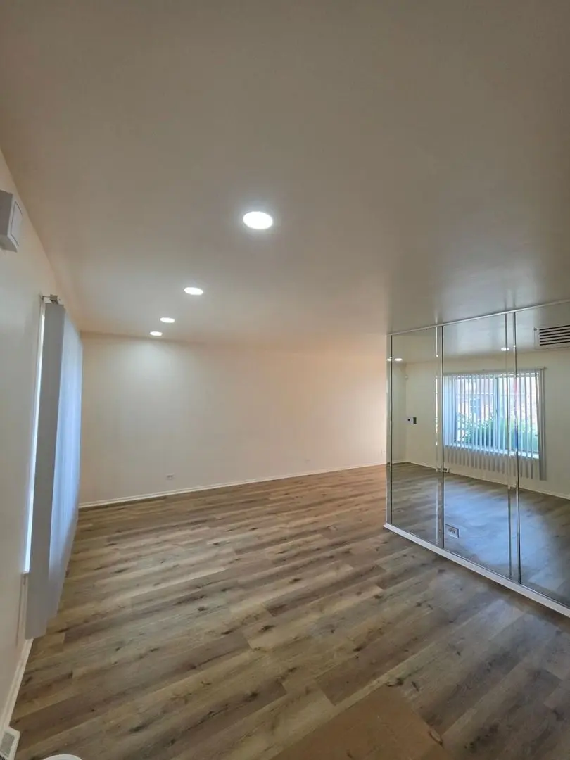 5044 Brighton Lane
