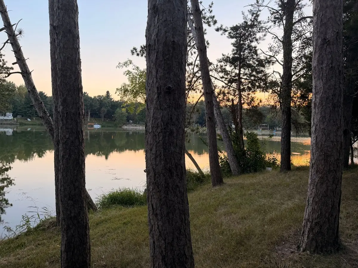 11-292 Woodhaven Lakes