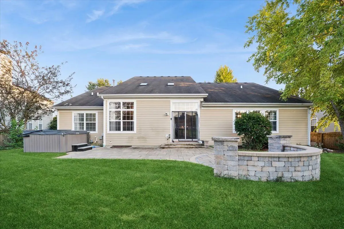 332 Red Rock Lane