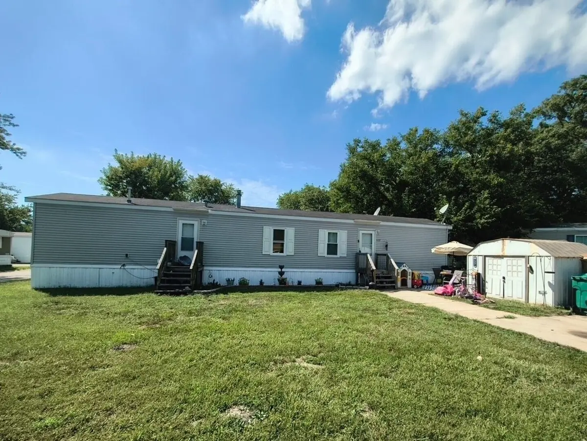 127 Pickwick Drive