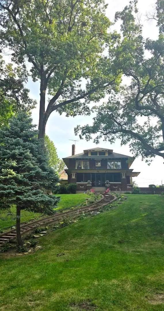 600 Buell Avenue
