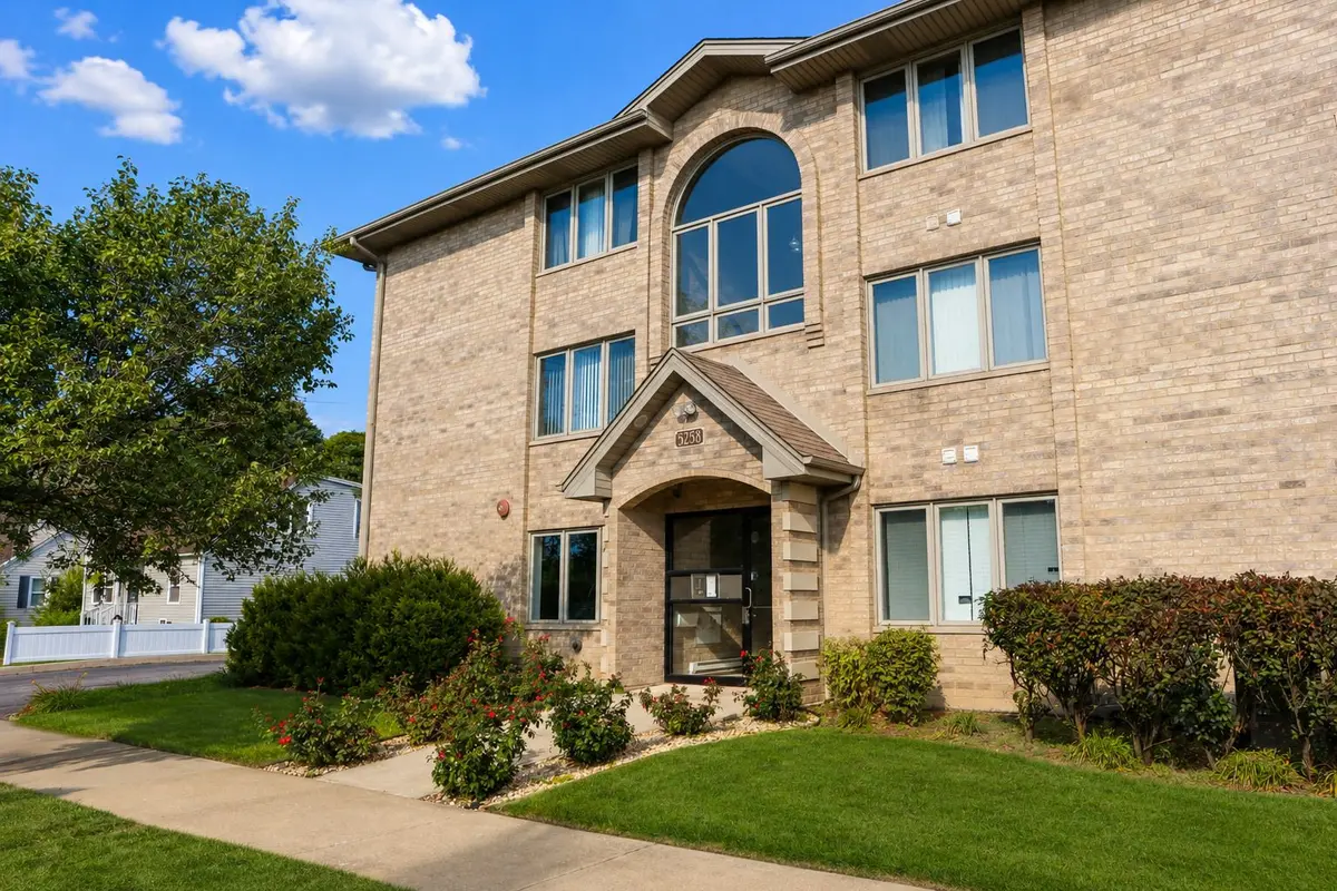 5258 W 79th Street
