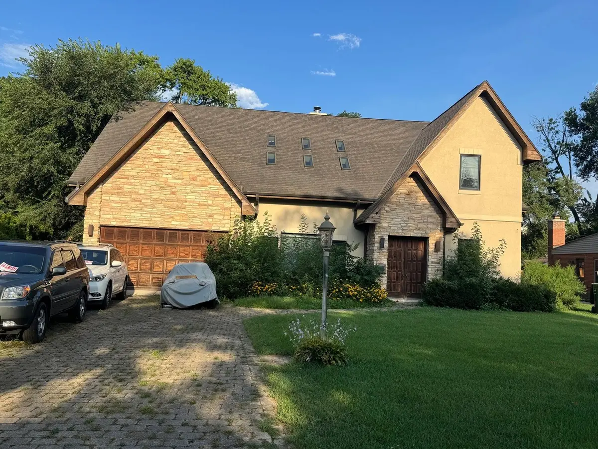 1760 Evergreen Lane