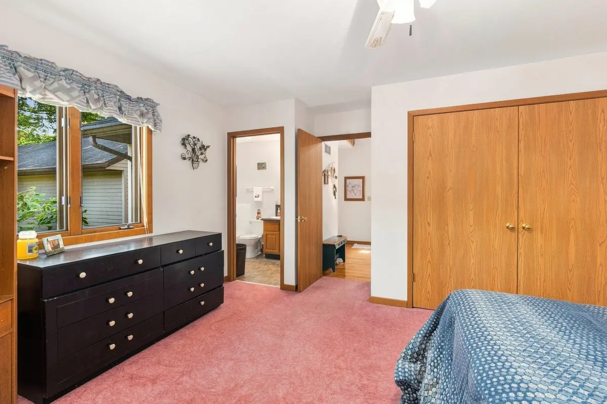 154 Beachview Court