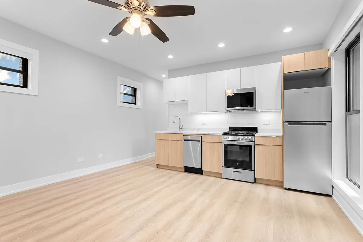 1651 W JONQUIL Terrace