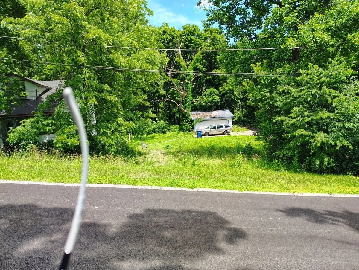21538 W Elm Street